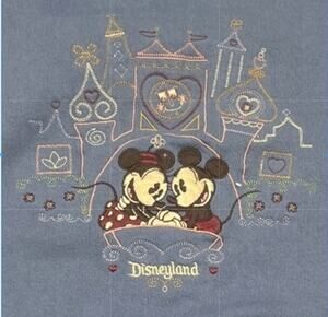 Disneyland Mickey Minnie Castle Embroidered Sweatshirt Blue Medium